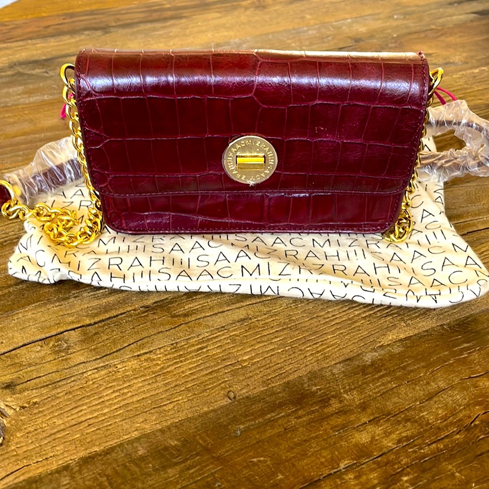 NEW Isaac Mizrahi Leather Crossbody Purse Chain Strap dust bag.